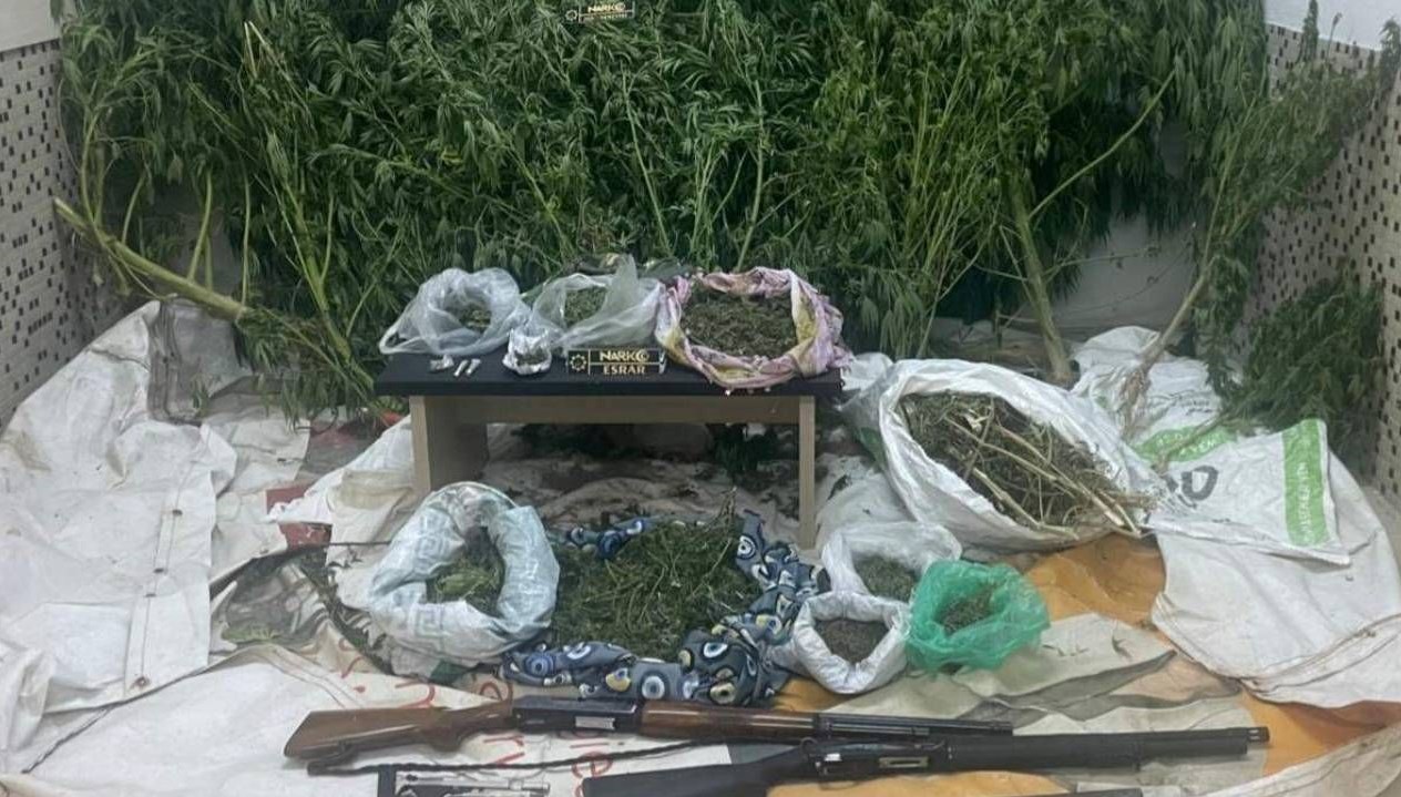 denizlide uyusturucu operasyonu 2 supheli tutuklandi O1TFm3yf