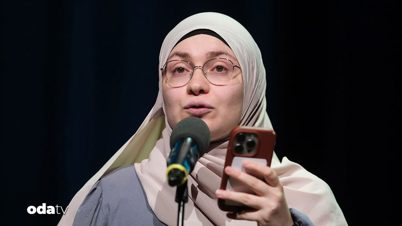 turk sair almanyada birinci oldu KWGYOCWl.jpg