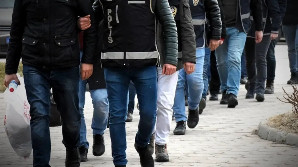 IŞİD’e 170 Bin Dolar Fon Aktarıldı: 16 İl Genelinde 43 Gözaltı